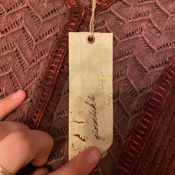 Brand new Lacey shirt - Picture 2 of 4